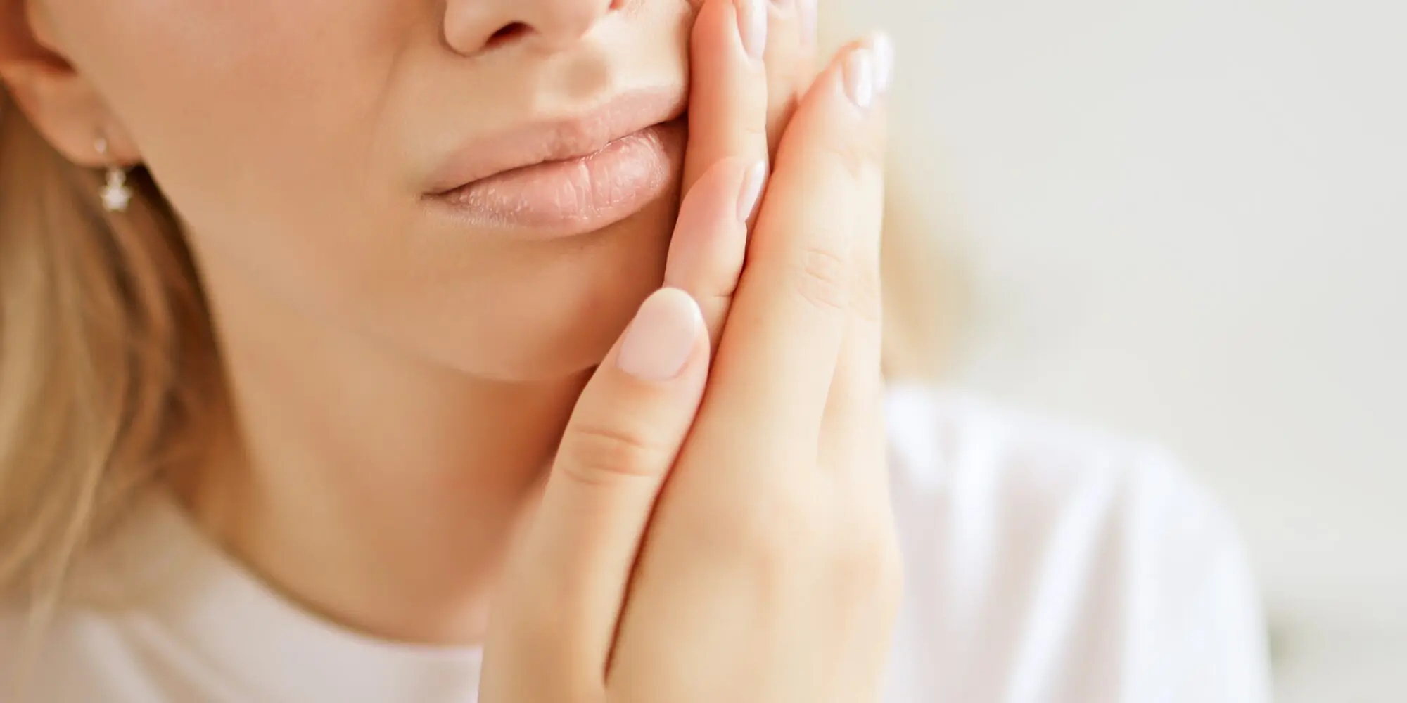 Does a Dental Implant Infection Mean the Implant Is Failing?